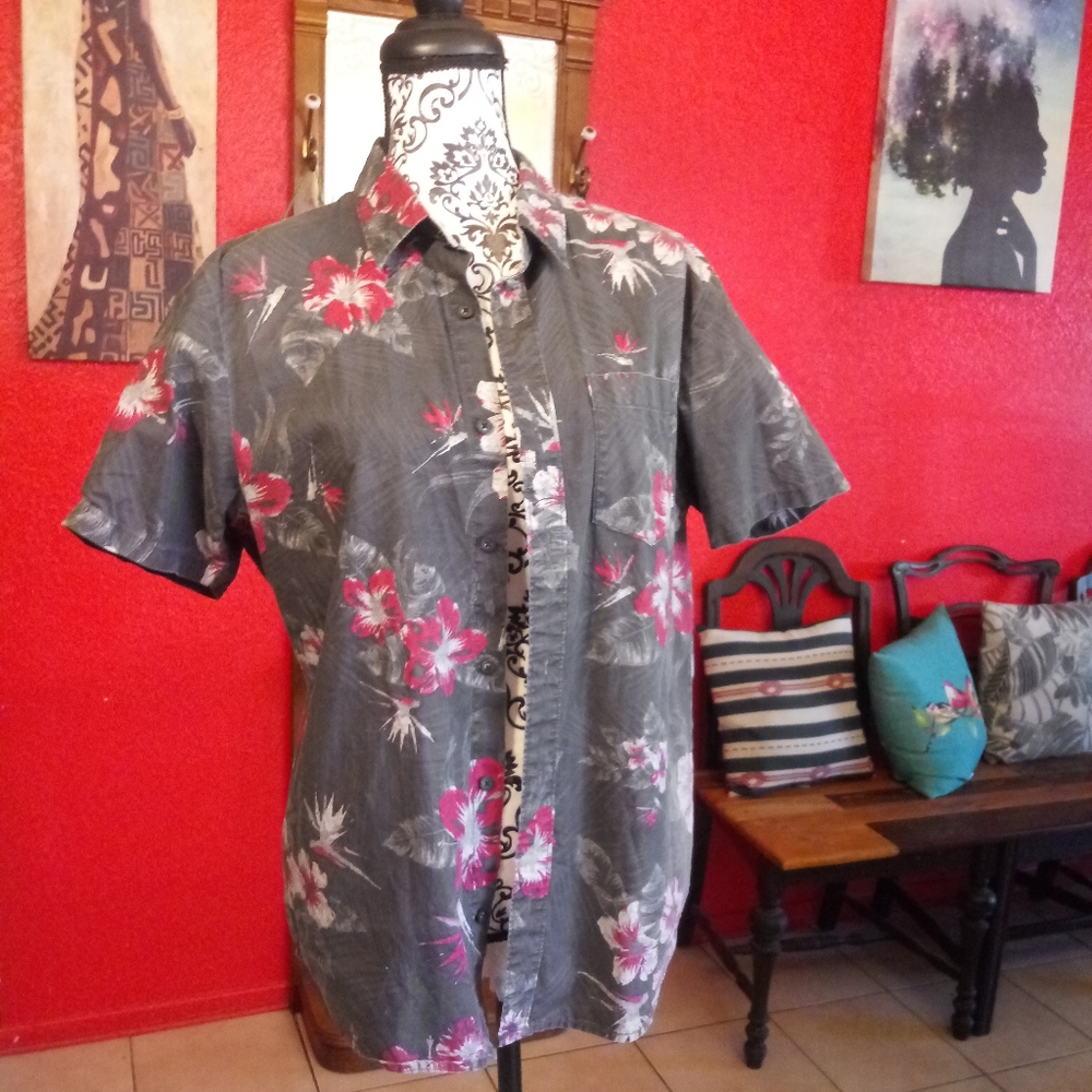 floral men's or women's shirt💛💙💜💚❤